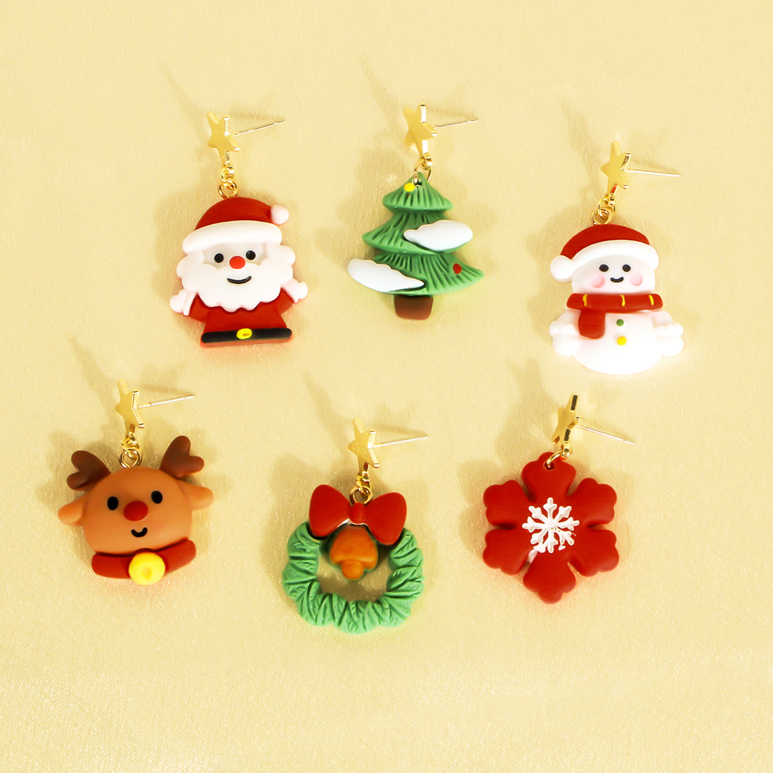 1 Pair Princess Sweet Santa Claus Little Bear Snowman Irregular Plastic Drop Earrings display picture 2