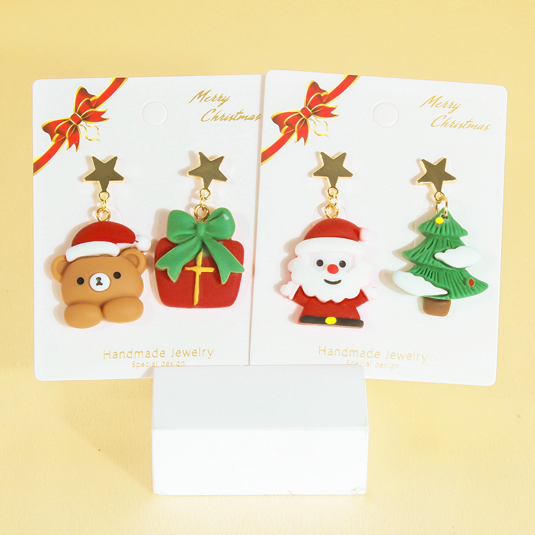 1 Pair Princess Sweet Santa Claus Little Bear Snowman Irregular Plastic Drop Earrings display picture 7