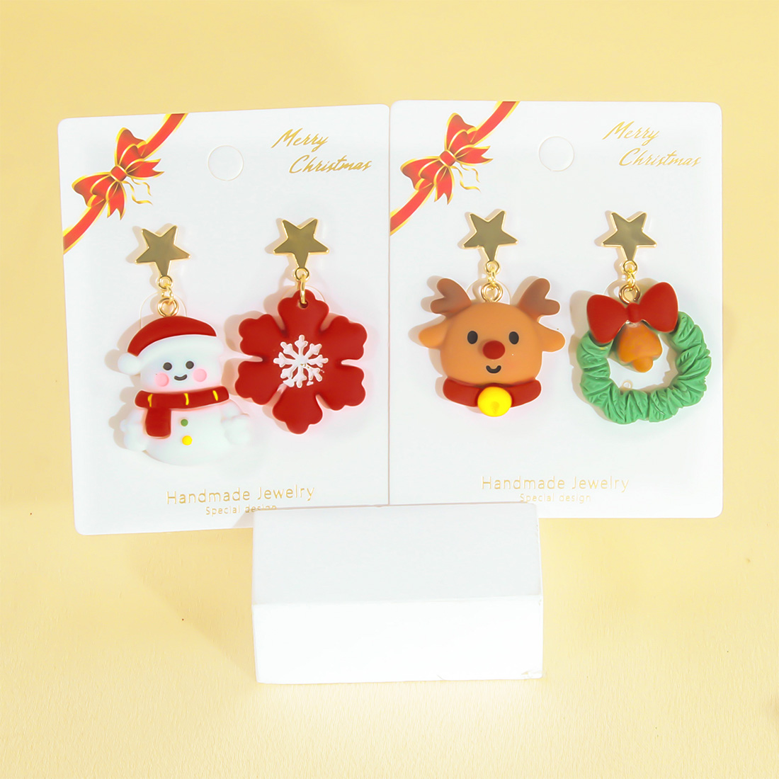 1 Pair Princess Sweet Santa Claus Little Bear Snowman Irregular Plastic Drop Earrings display picture 8