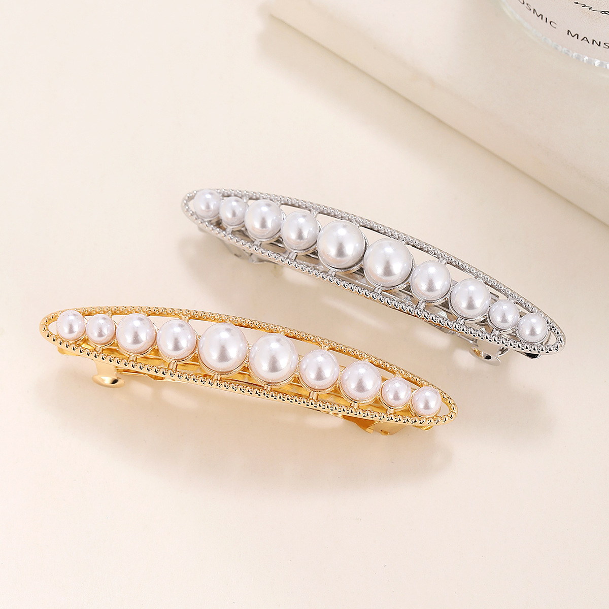 Simple Style Commute Round Alloy Inlay Pearl Hair Clip display picture 4