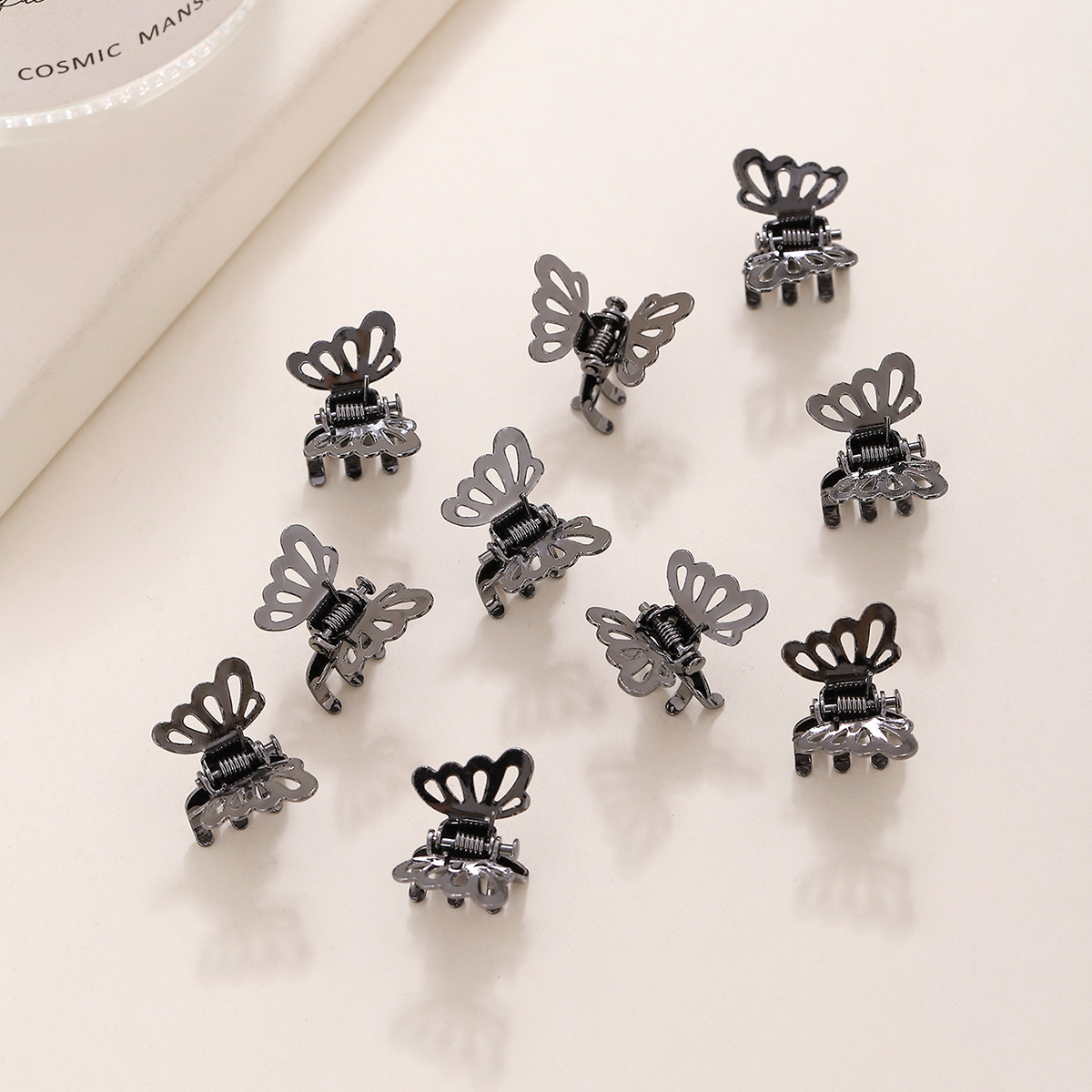 Women's Simple Style Butterfly Metal Plating Butterfly Hair Clip display picture 4
