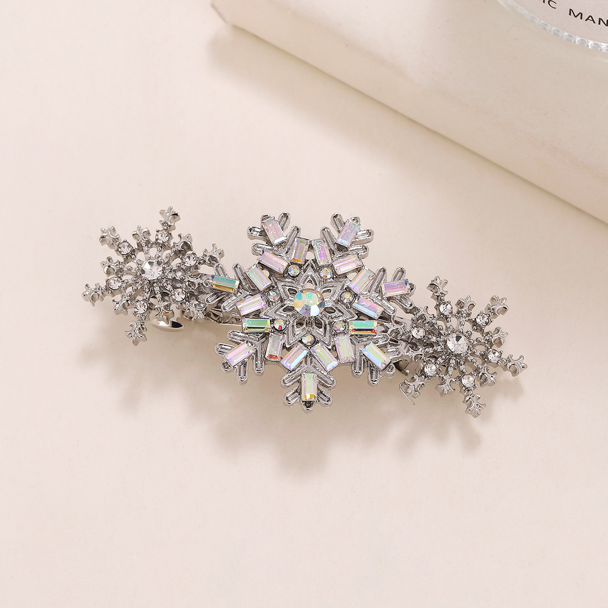 Women's Simple Style Snowflake Alloy Inlay Zircon Hair Clip display picture 4