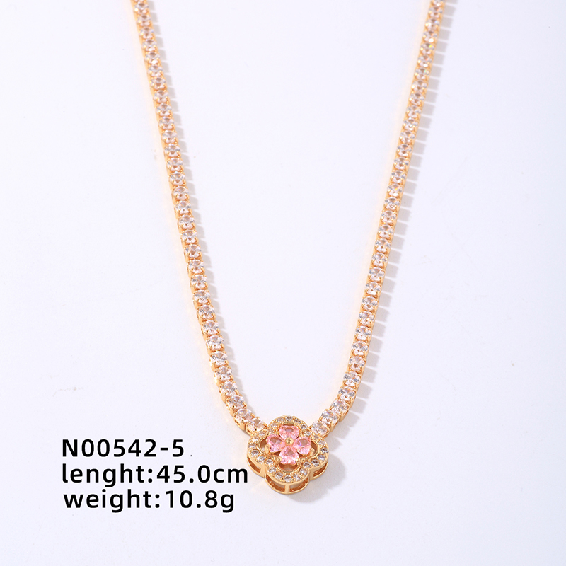 Wholesale Elegant Simple Style Geometric Four Leaf Clover Flower Copper Plating Inlay Zircon Pendant Necklace display picture 4