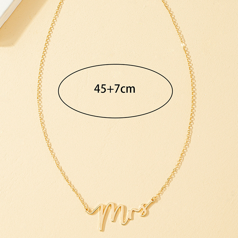 Simple Style Classic Style Letter Alloy Plating Women's Pendant Necklace display picture 4