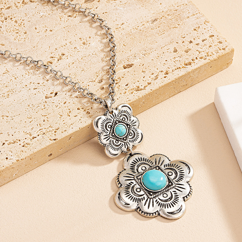 Ethnic Style Streetwear Flower Alloy Wholesale Pendant Necklace display picture 4