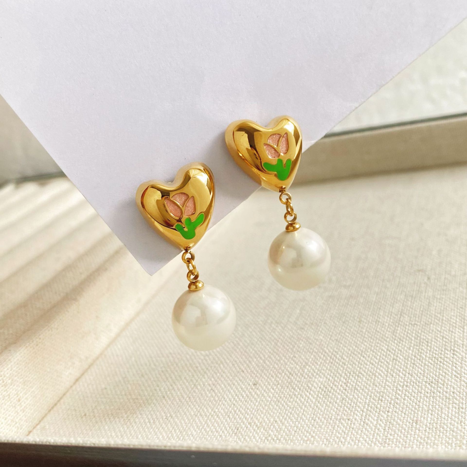 1 Pair Lady Sweet Heart Shape Plating 304 Stainless Steel 16K Gold Plated White Gold Plated Gold Plated Drop Earrings display picture 3