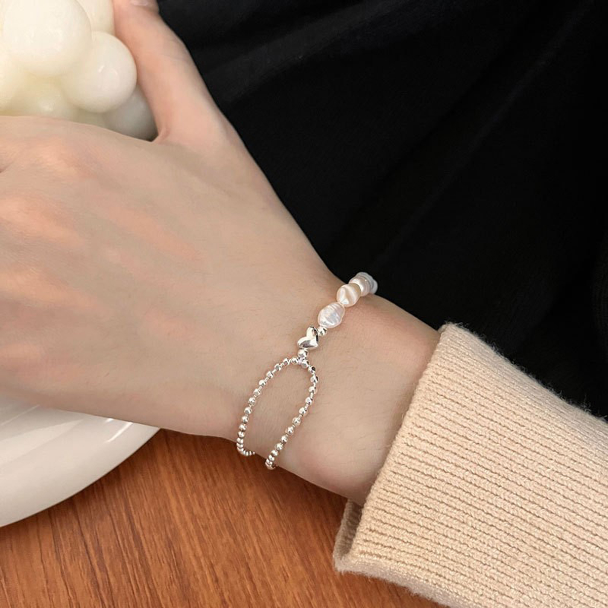 Casual Round Pearl Sterling Silver Beaded Plating Silver Plated Bracelets display picture 2