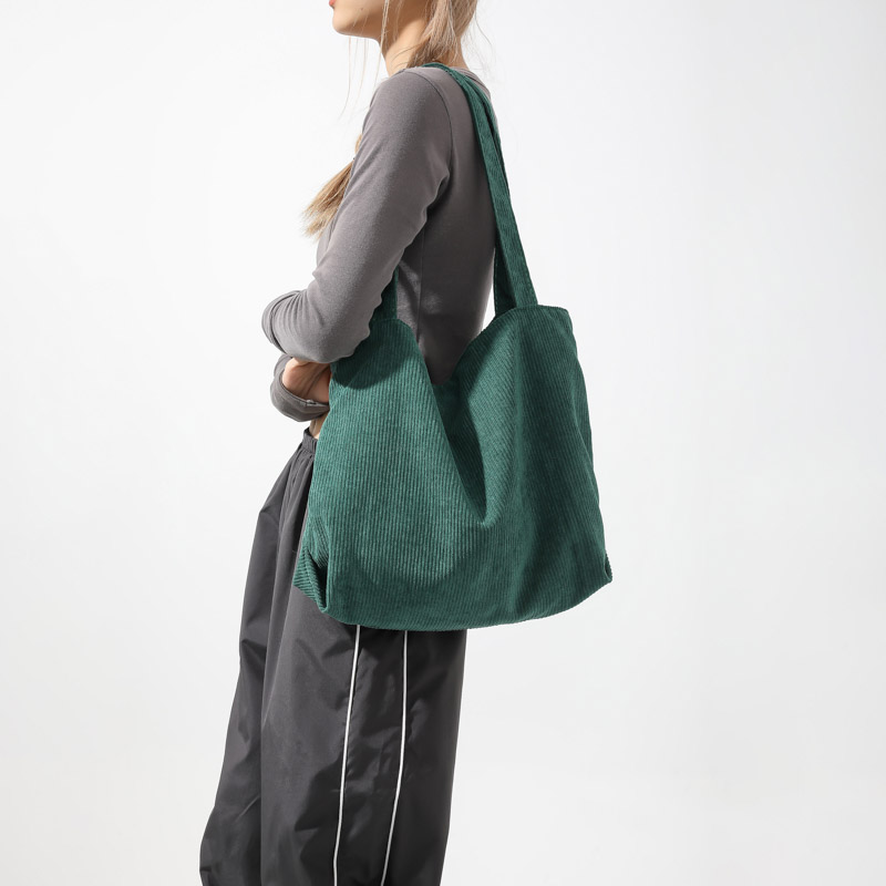Women's Corduroy Solid Color Vintage Style Square Magnetic Buckle Shoulder Bag Crossbody Bag display picture 1