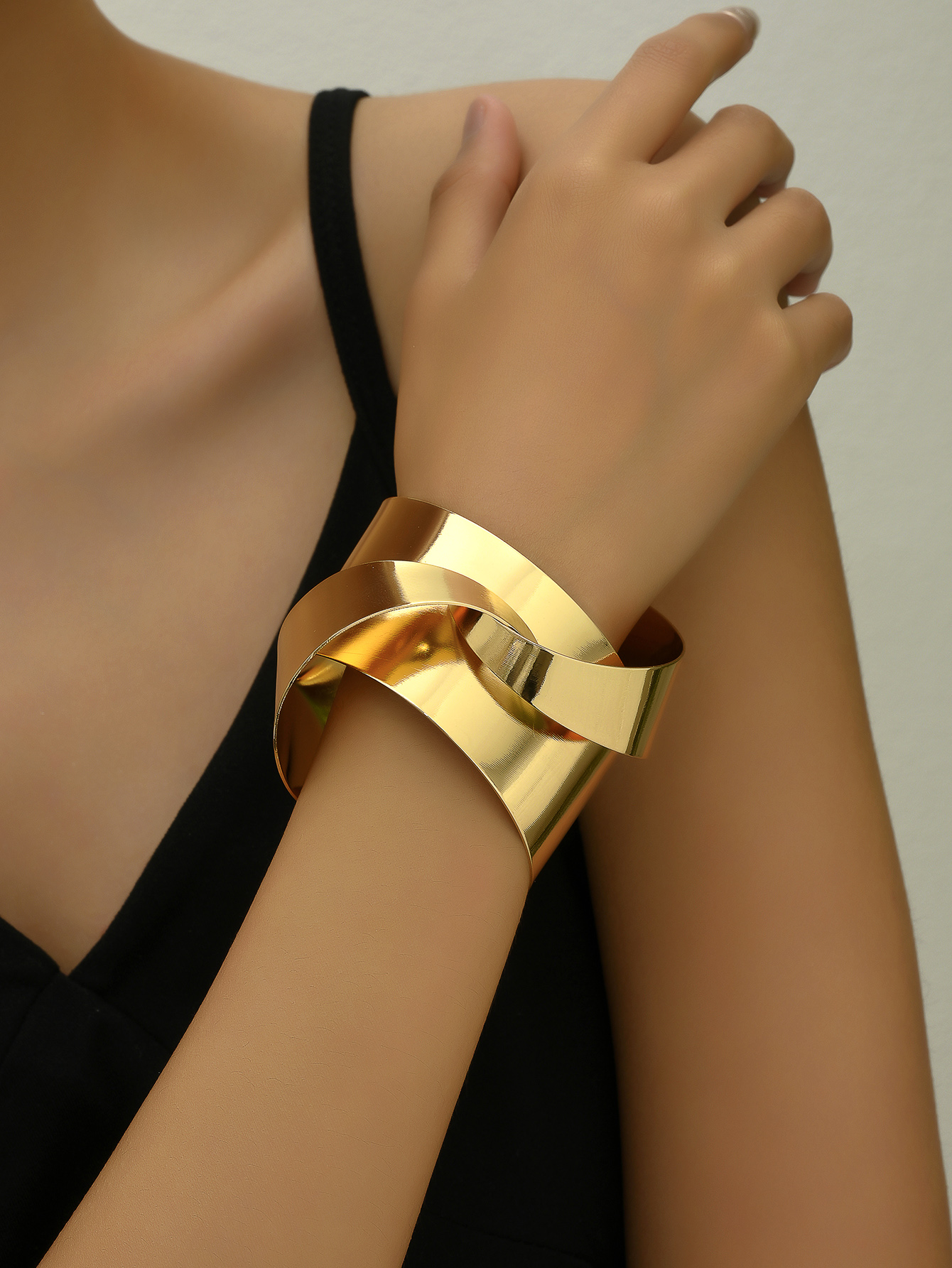 Punk Geometric Alloy Women's Bangle display picture 4