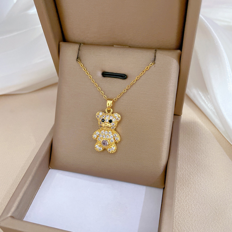 Wholesale Simple Style Bear Titanium Steel Copper Plating Inlay Zircon Pendant Necklace display picture 2