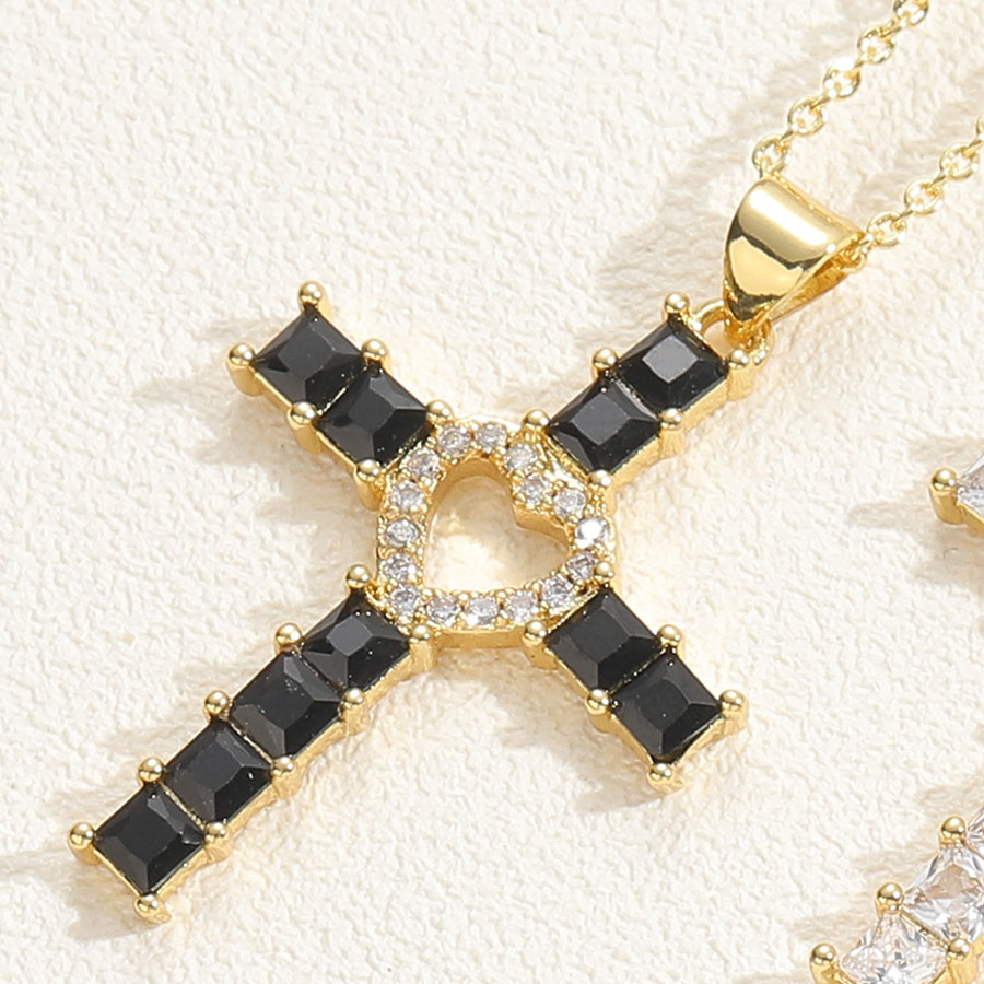 Elegant Vintage Style Simple Style Cross Copper Plating Inlay Zircon 14k Gold Plated Pendant Necklace display picture 4