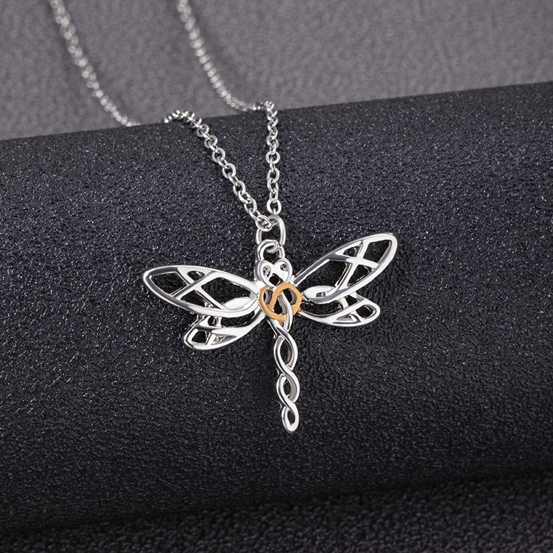Casual French Style Dragonfly Alloy Unisex Pendant Necklace display picture 3