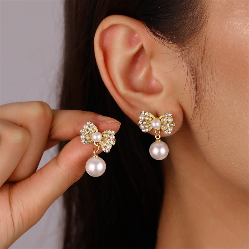 1 Pair Elegant Cute Star Heart Shape Inlay Alloy Rhinestones Drop Earrings display picture 37
