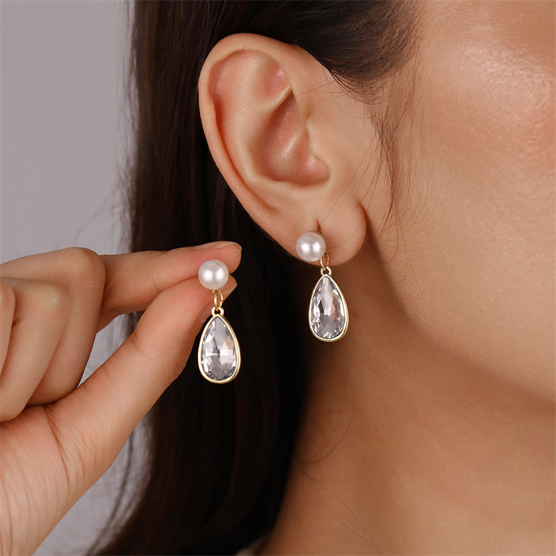 1 Pair Elegant Cute Star Heart Shape Inlay Alloy Rhinestones Drop Earrings display picture 49