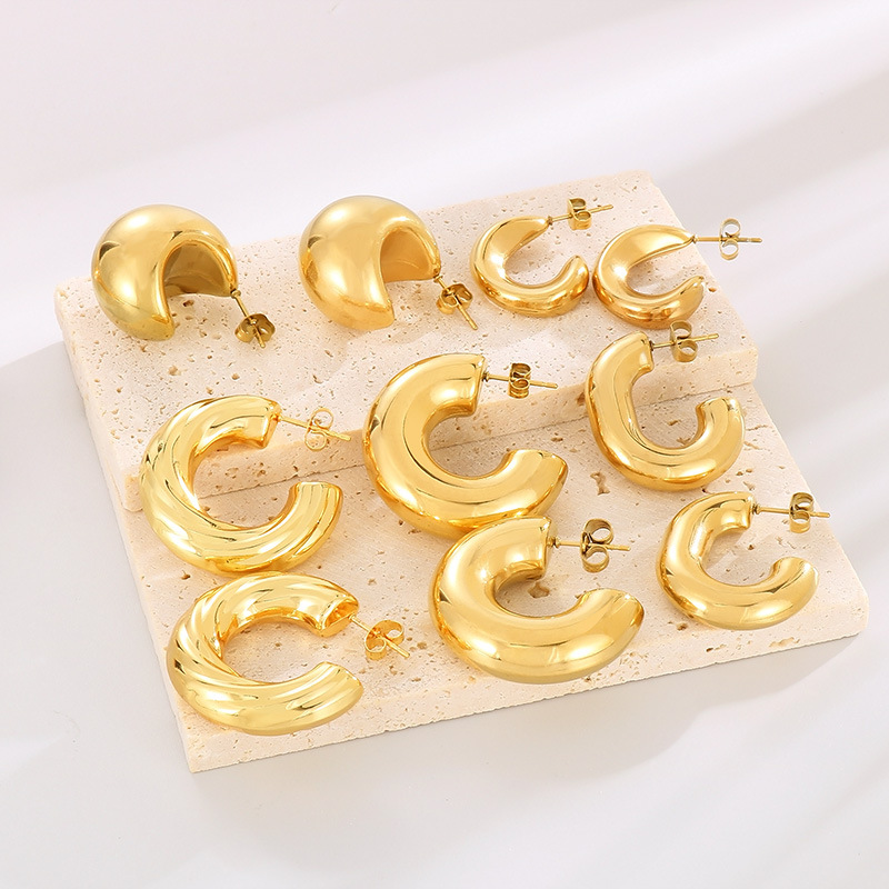 1 Pair Retro C Shape U Shape Plating Titanium Steel 18K Gold Plated Ear Studs display picture 1