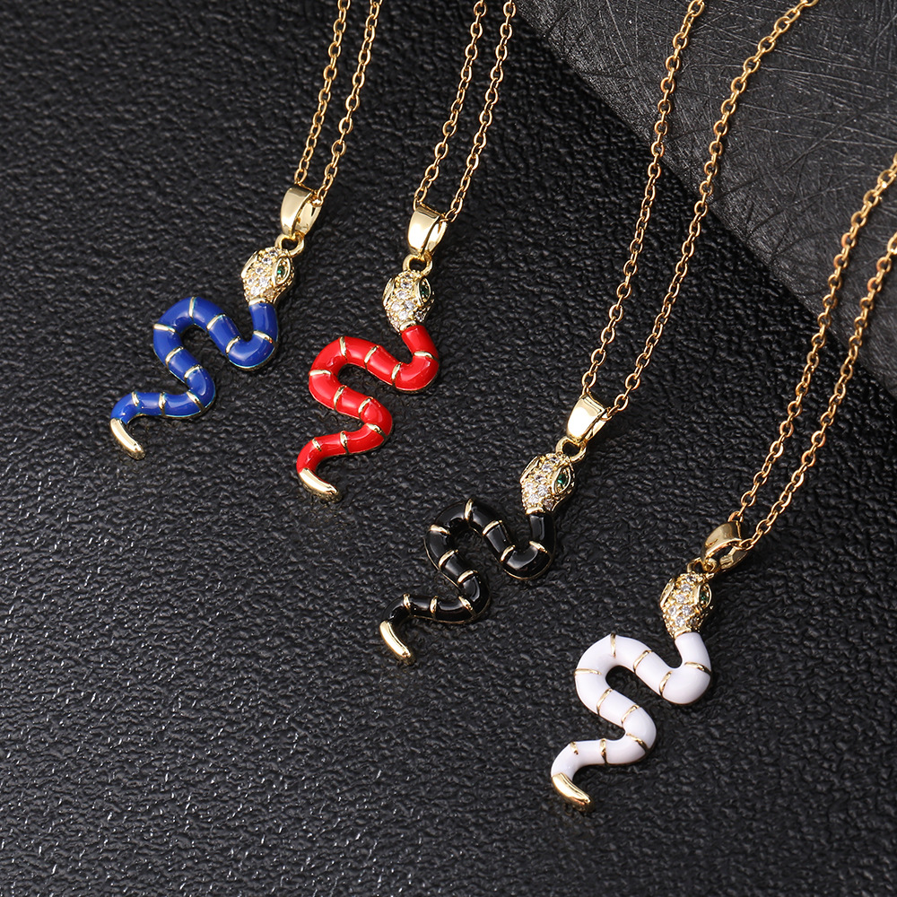 Vintage Style Snake Copper Plating Inlay Zircon Gold Plated Pendant Necklace display picture 2