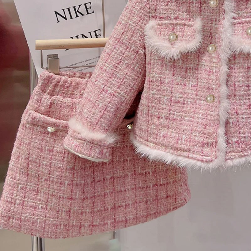 Süß Einfacher Stil Plaid Tasche Taste Baumwolle Mädchen Kleidung Sets display picture 5