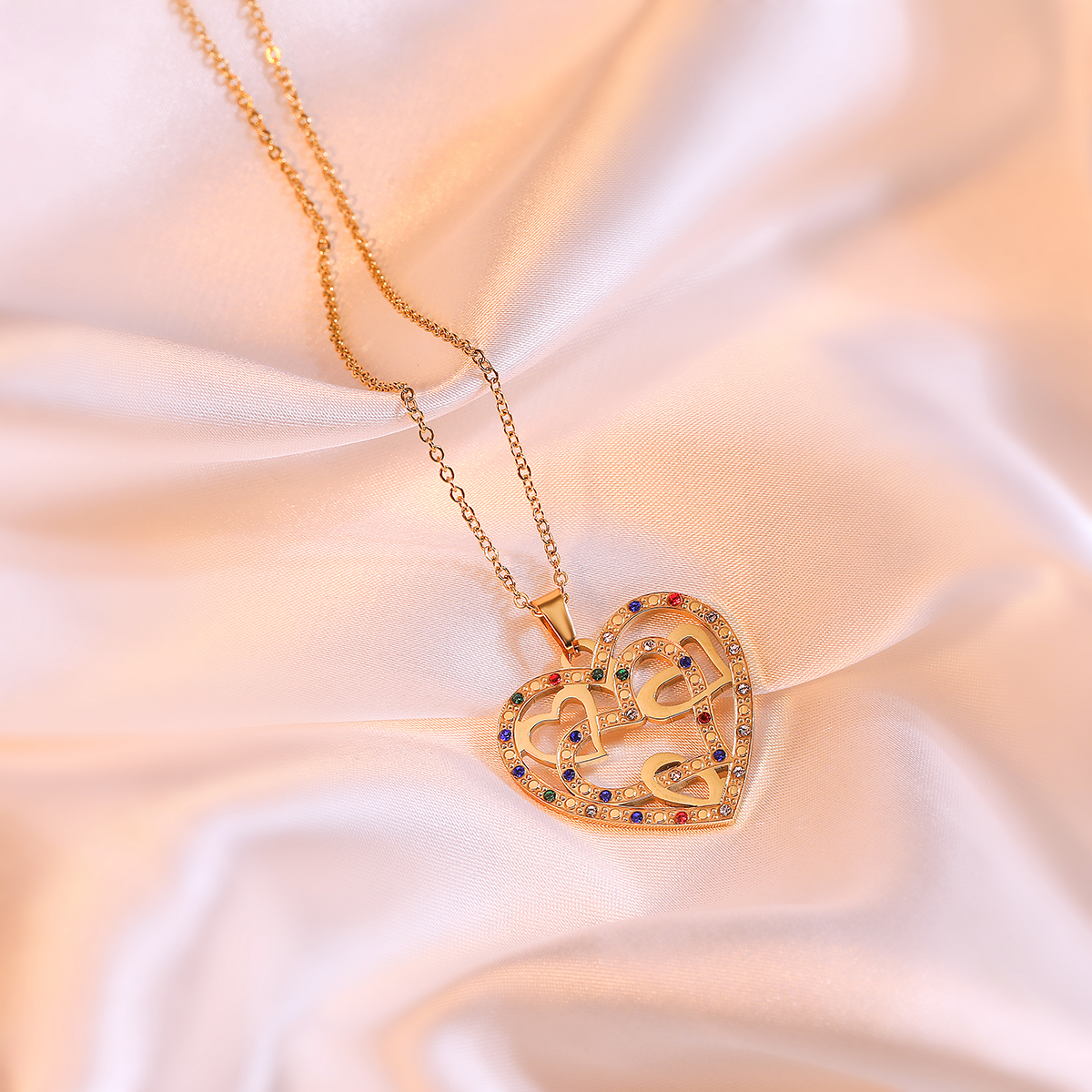 304 Stainless Steel 18K Gold Plated Simple Style Plating Inlay Heart Shape Zircon Pendant Necklace display picture 4