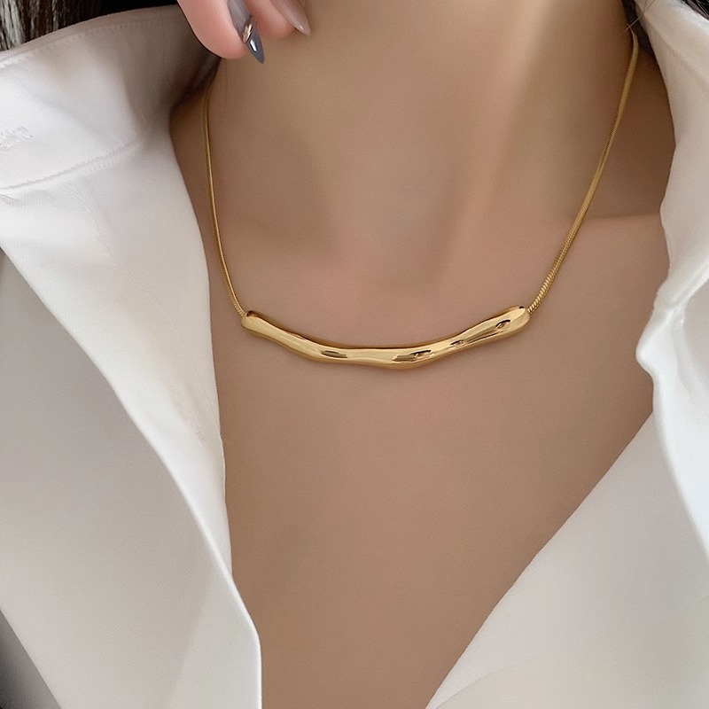 Simple Style Commute Solid Color Stainless Steel Plating 18k Gold Plated Necklace display picture 6