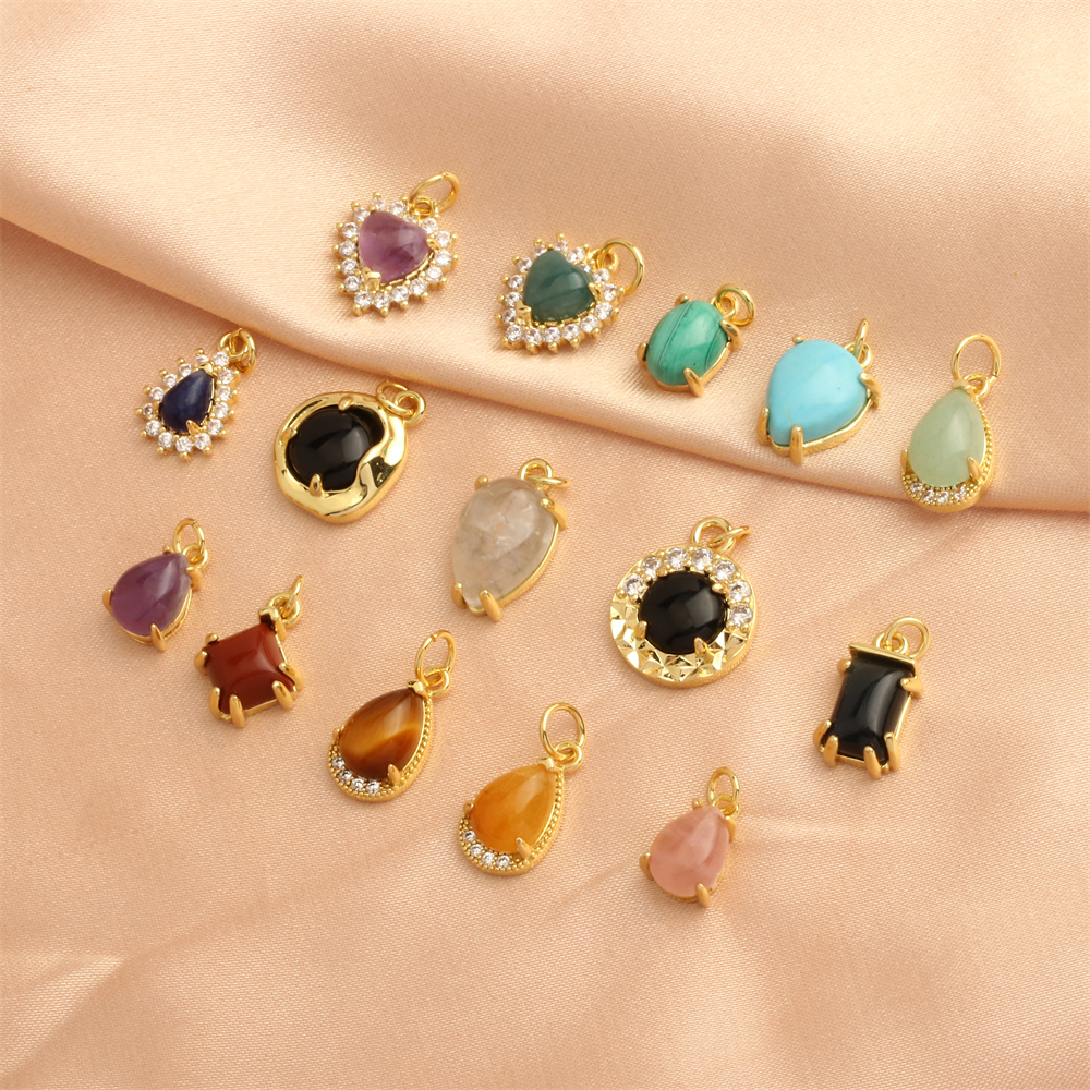 Simple Style Oval Water Droplets Heart Shape Stone Copper Plating Inlay Zircon 18k Gold Plated Charms display picture 3