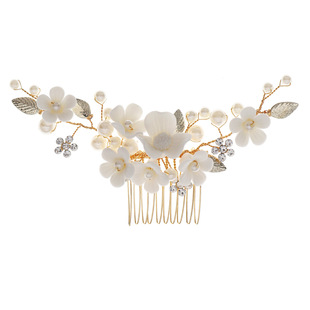 Sweet Flower Imitation Pearl Alloy Insert Comb display picture 1