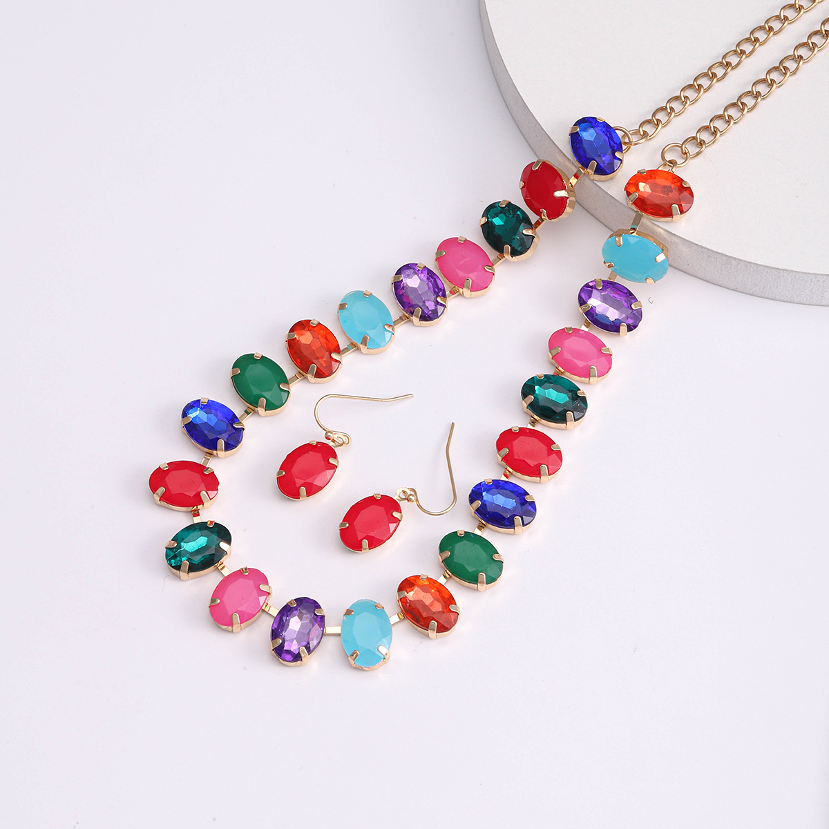 Elegant Nordic Style Oval Synthetics Alloy Inlay Artificial Gemstones Gold Plated Women's Earrings Necklace display picture 13