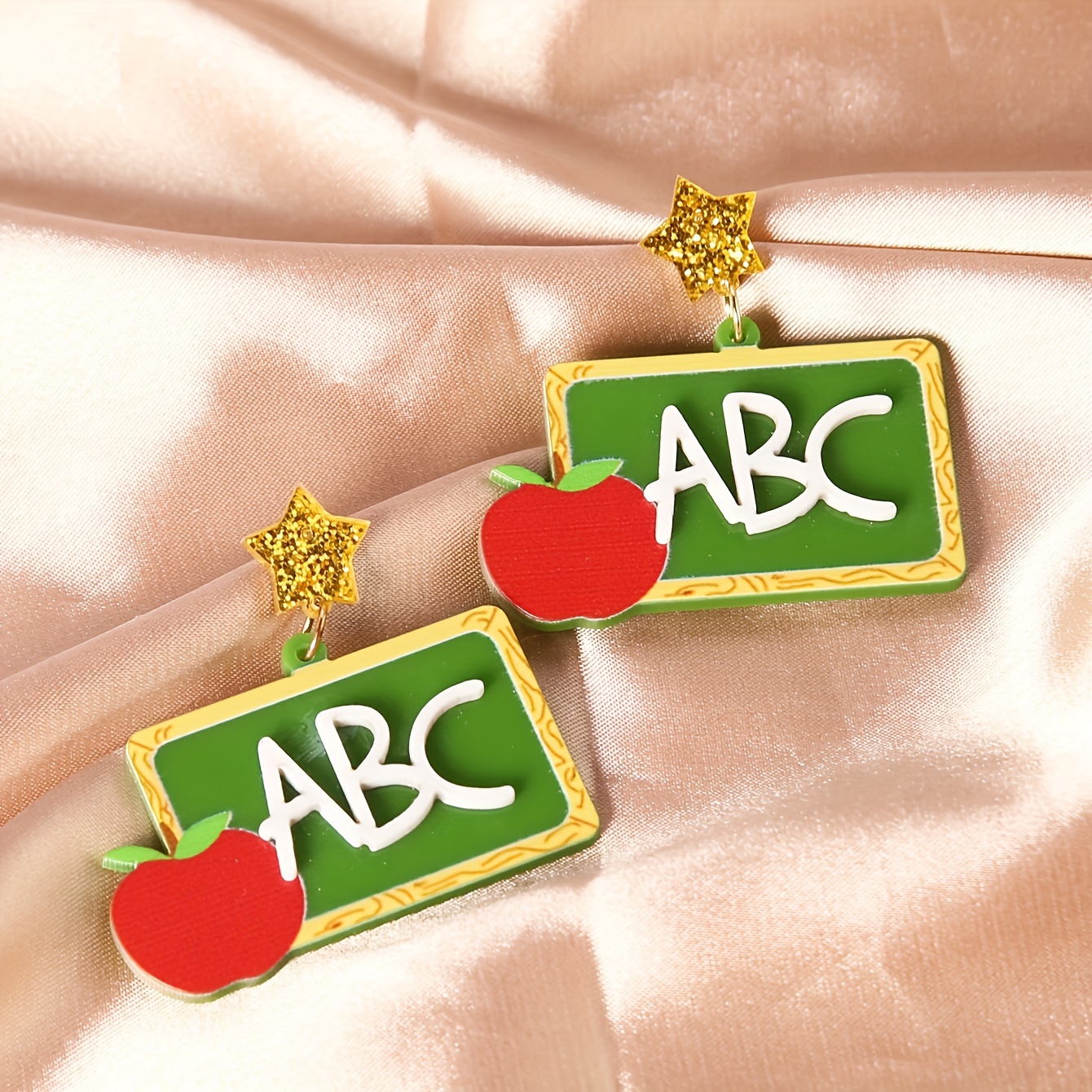 1 Pair Cartoon Style Letter Apple Arylic Drop Earrings display picture 3