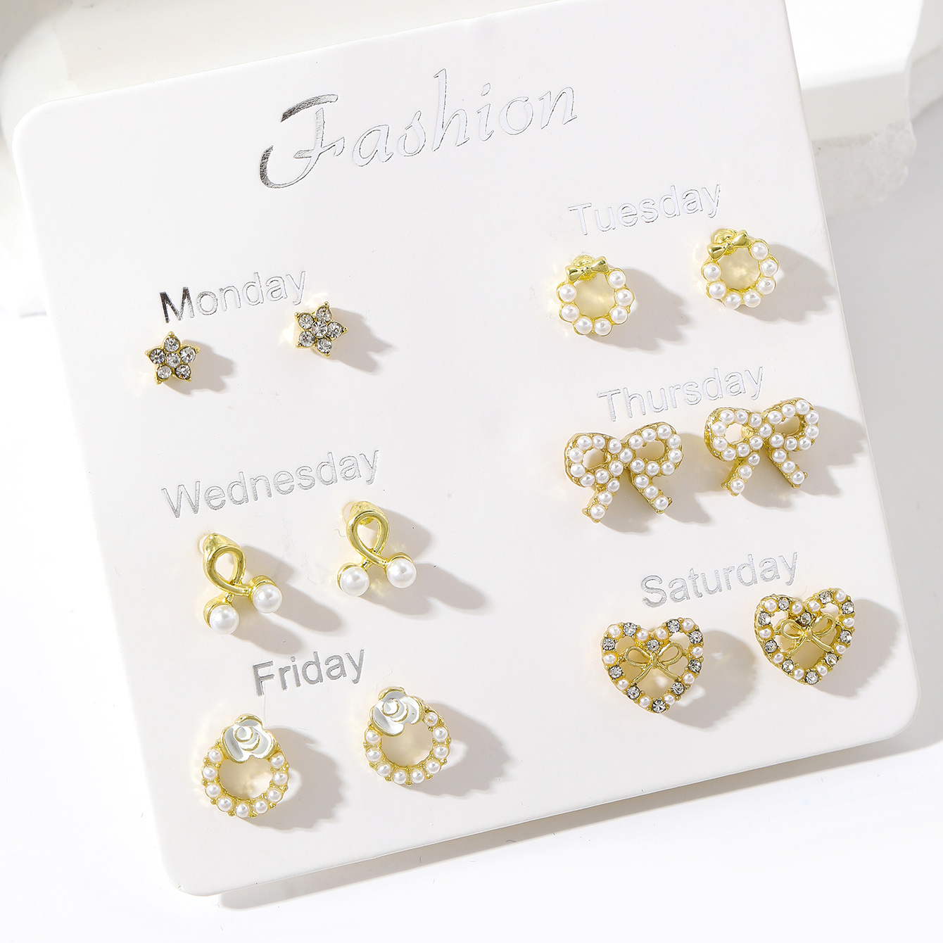6 Pairs Cute Pentagram Heart Shape Plating Inlay Alloy Pearl Gold Plated Ear Studs display picture 1