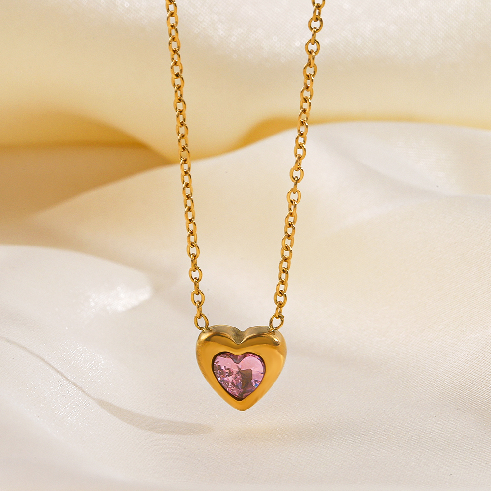 304 Stainless Steel 18K Gold Plated Simple Style Plating Heart Shape Rhinestones Pendant Necklace display picture 3