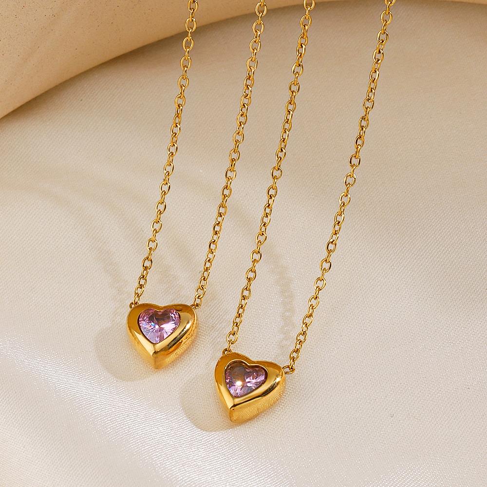 304 Stainless Steel 18K Gold Plated Simple Style Plating Heart Shape Rhinestones Pendant Necklace display picture 4