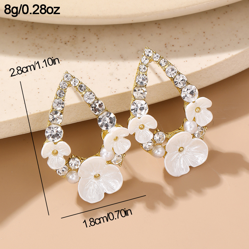 1 Pair Cute Sweet Heart Shape Butterfly Beaded Hollow Out Alloy Ear Studs display picture 48