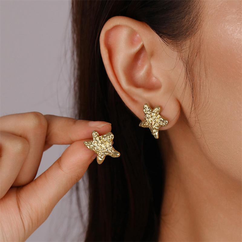 1 Pair Cute Sweet Heart Shape Butterfly Beaded Hollow Out Alloy Ear Studs display picture 55