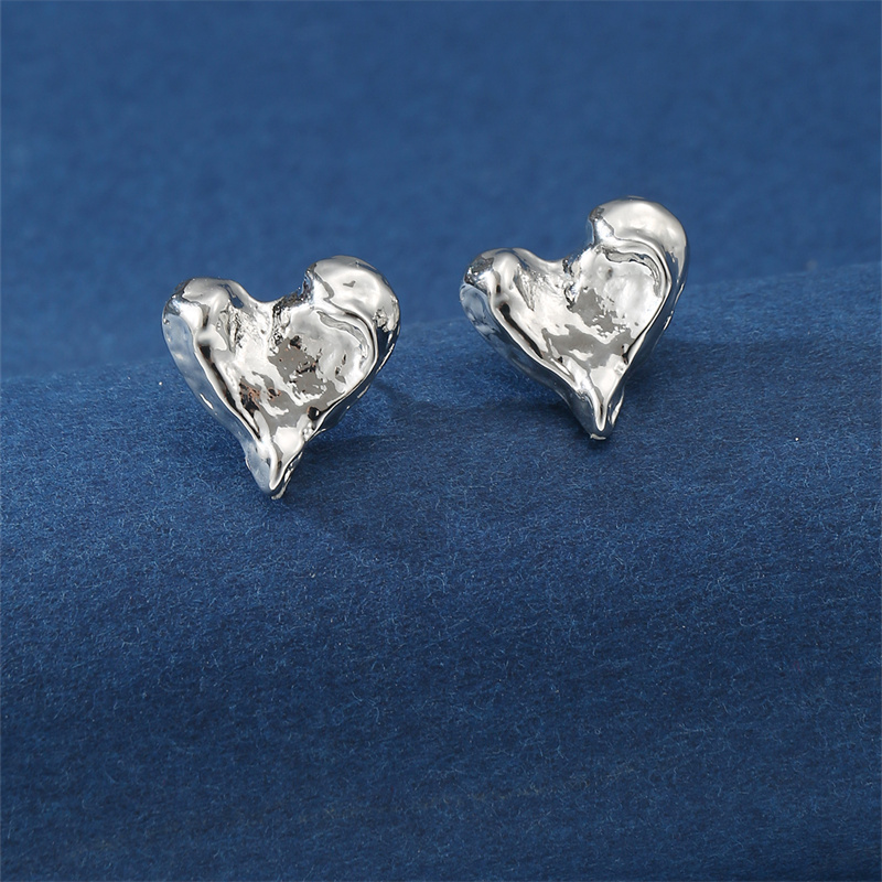 1 Pair Cute Sweet Heart Shape Butterfly Beaded Hollow Out Alloy Ear Studs display picture 76