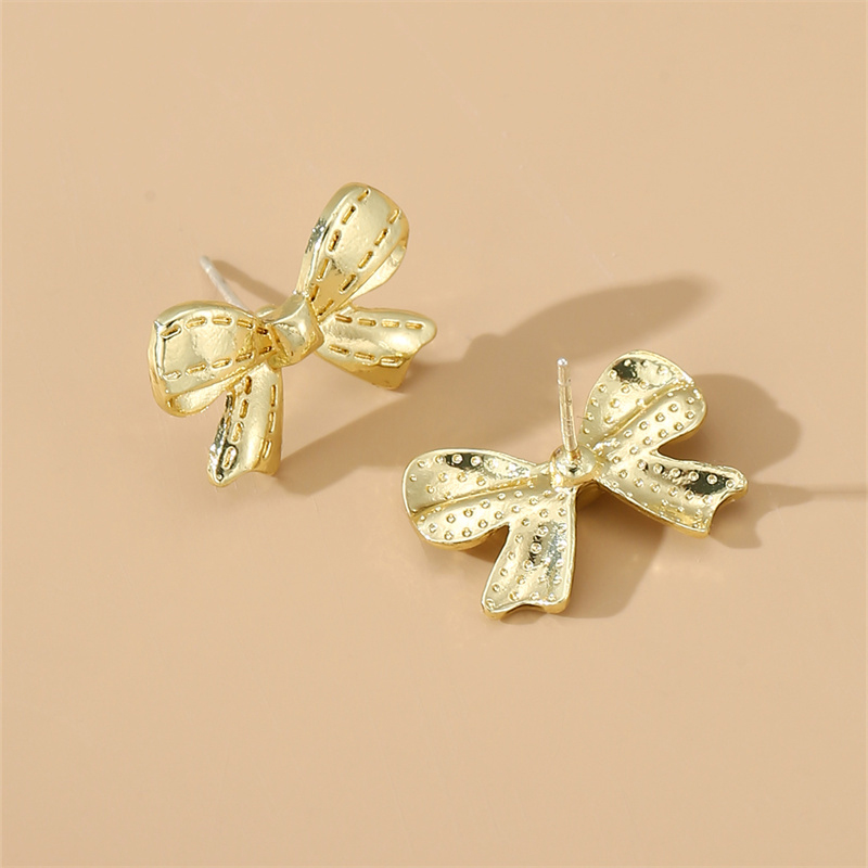 1 Pair Cute Sweet Heart Shape Butterfly Beaded Hollow Out Alloy Ear Studs display picture 107