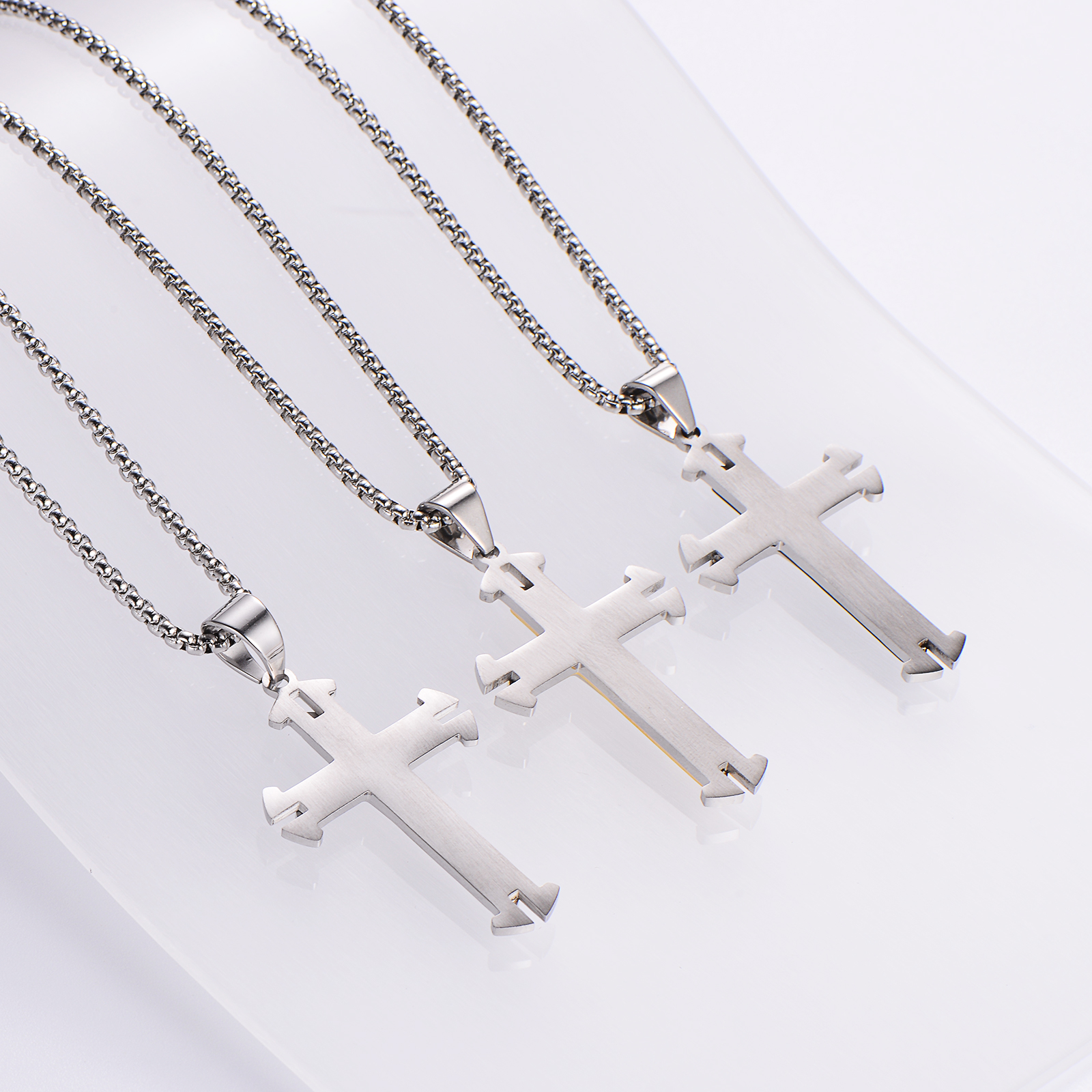 Hip-hop Streetwear Cross Stainless Steel Unisex Pendant Necklace display picture 1