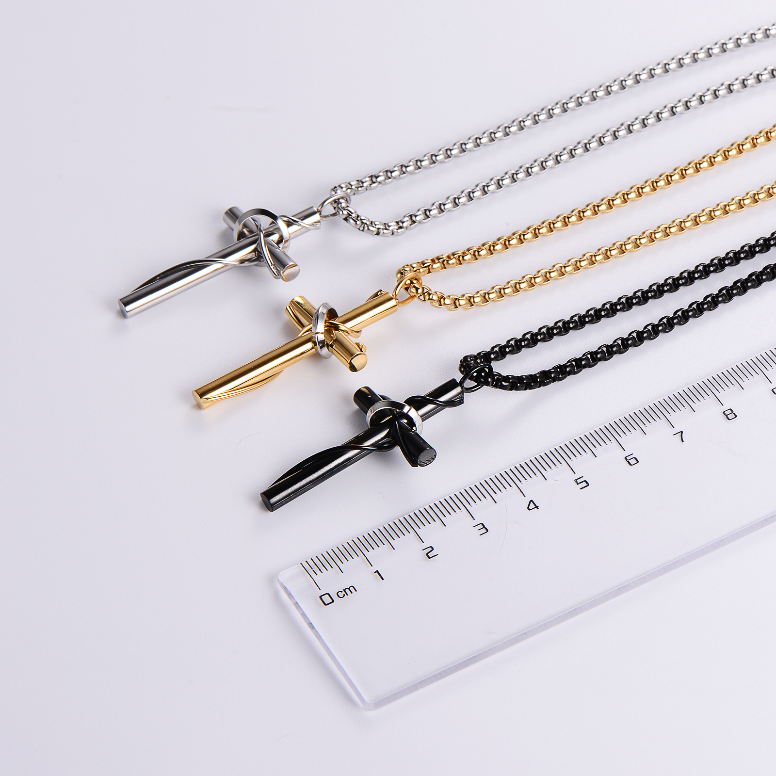 Streetwear Cross Stainless Steel Unisex Pendant Necklace display picture 3