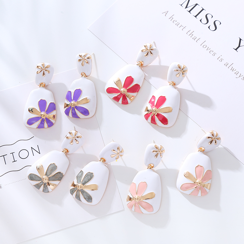 1 Pair Simple Style Flower Enamel Alloy Drop Earrings display picture 2