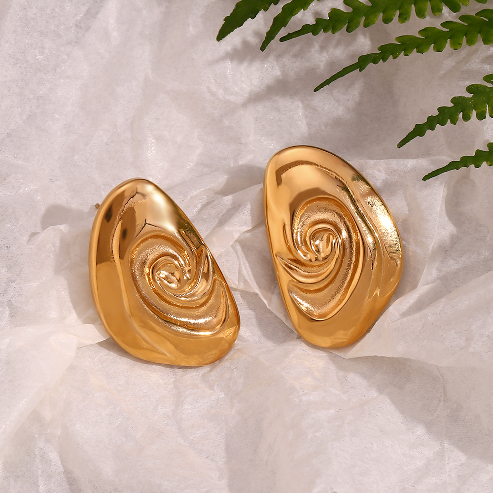 1 Pair Vintage Style Simple Style Solid Color Plating Stainless Steel 18k Gold Plated Ear Studs display picture 4