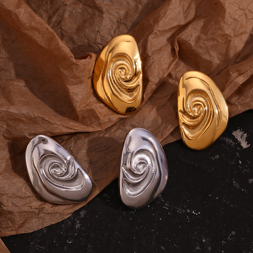 1 Pair Vintage Style Simple Style Solid Color Plating Stainless Steel 18k Gold Plated Ear Studs display picture 7