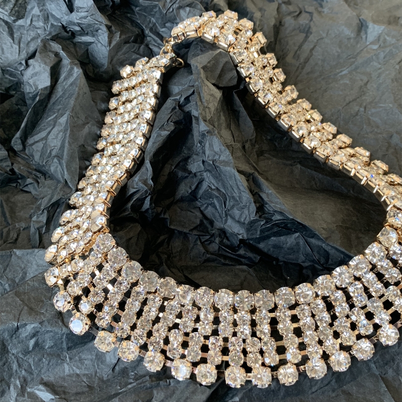 Estilo Vintage Exagerado Color Sólido Chapado En Oro Plateado Diamantes De Imitación Aleación Venta Al Por Mayor Collar display picture 19