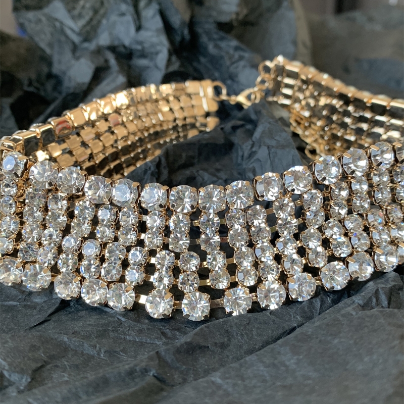 Estilo Vintage Exagerado Color Sólido Chapado En Oro Plateado Diamantes De Imitación Aleación Venta Al Por Mayor Collar display picture 21