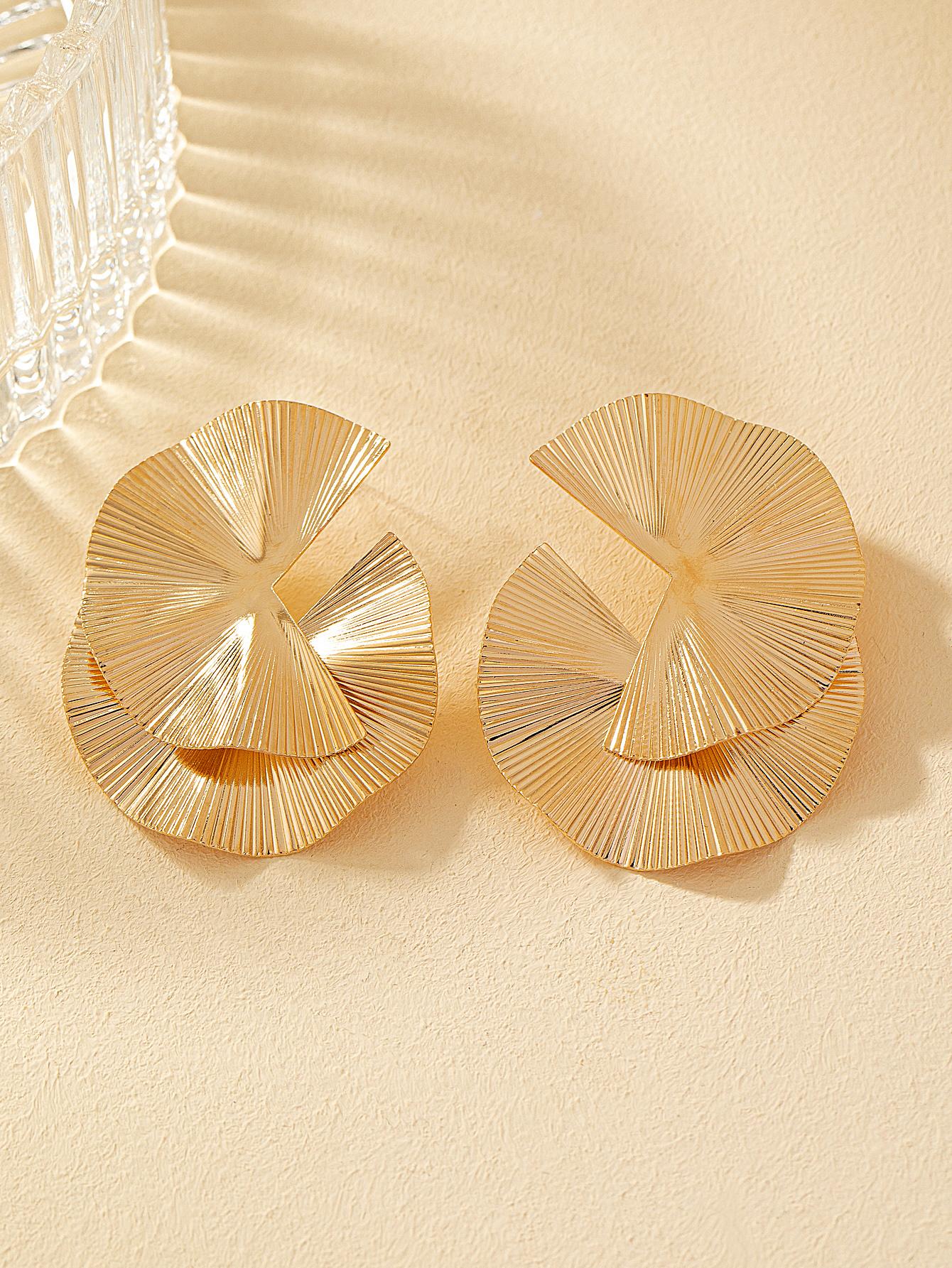 1 Pair Vintage Style Sector Alloy Ear Studs display picture 4