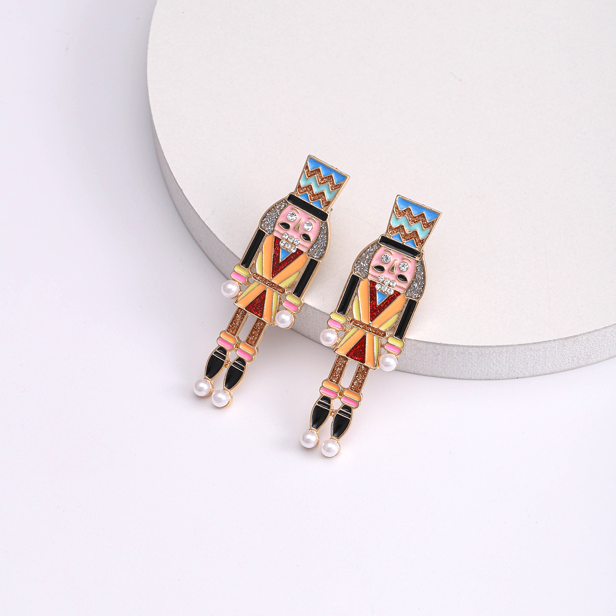 1 Piece Novelty Streetwear Human Cartoon Character Enamel Inlay Alloy Artificial Gemstones Drop Earrings display picture 7