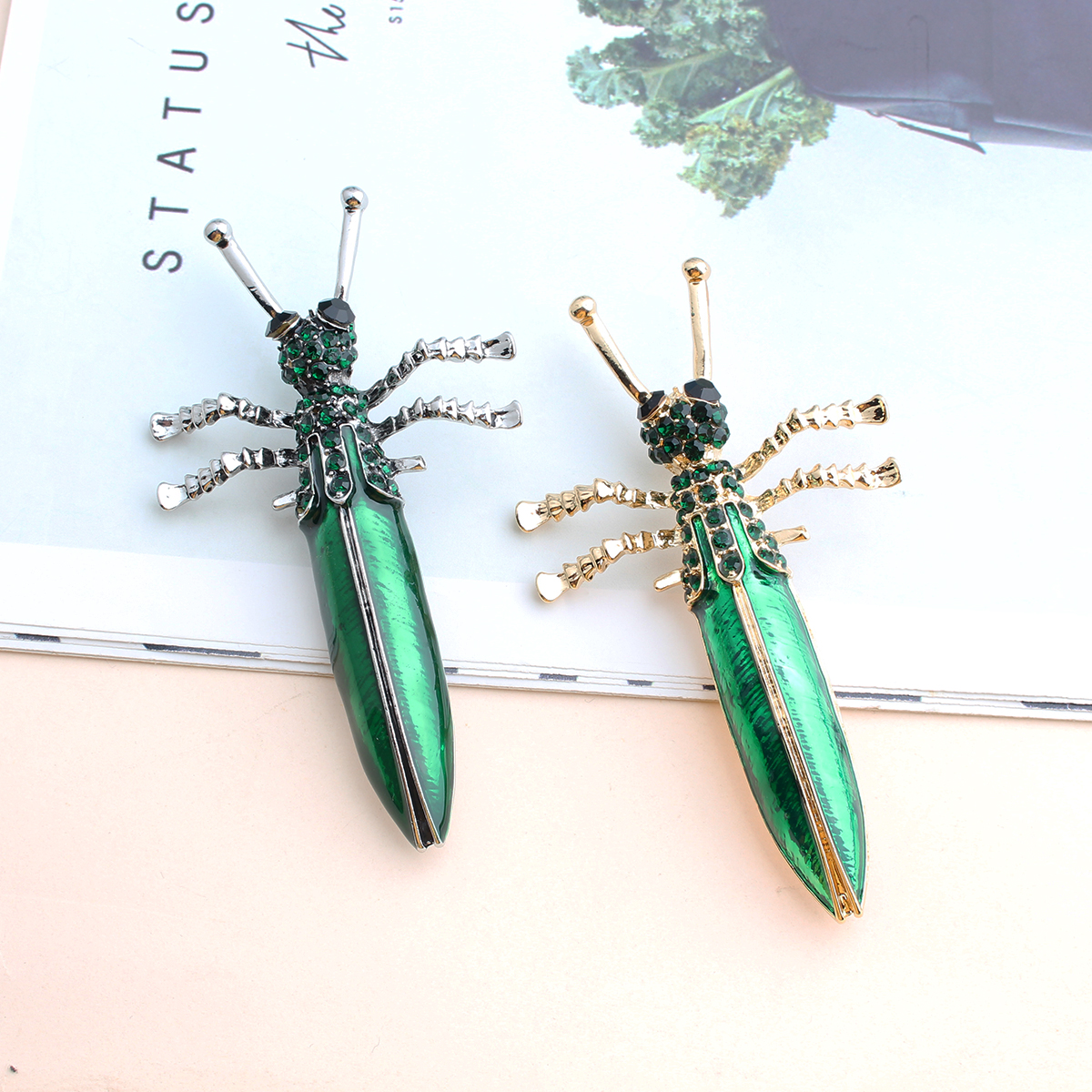 Elegant Streetwear Insect Alloy Enamel Inlay Rhinestones Women's Brooches display picture 2