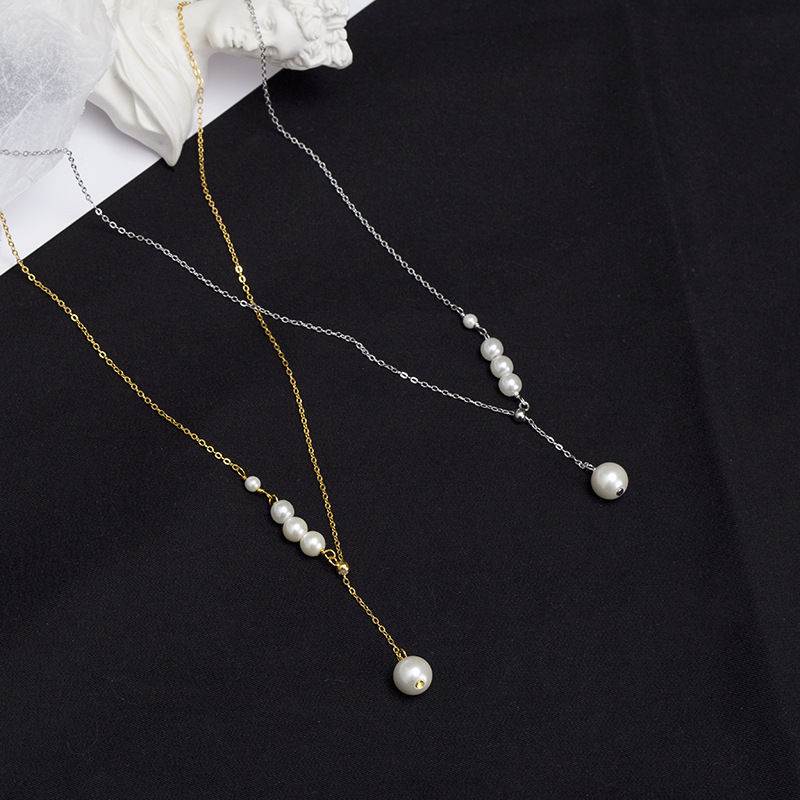 Einfacher Stil Runden Sterling Silber Überzug Inlay Künstliche Perlen Zirkon Versilbert Halskette Mit Anhänger display picture 2