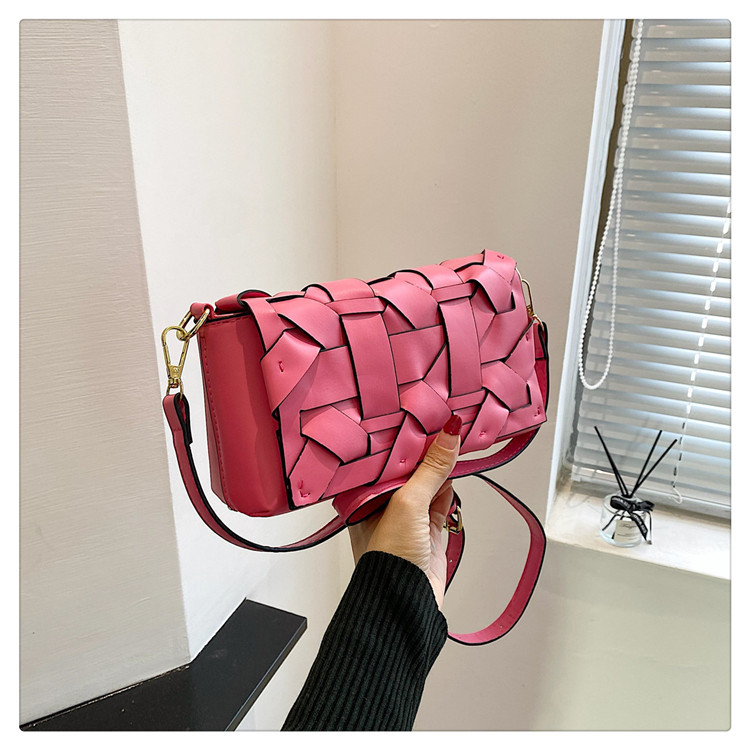 Women's Pu Leather Solid Color Streetwear Square Flip Cover Shoulder Bag display picture 2
