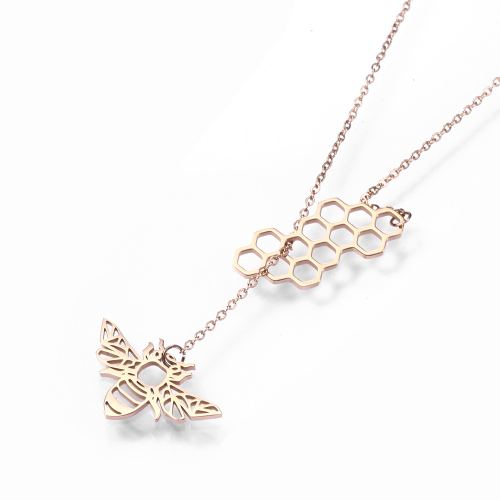 304 Stainless Steel 18K Gold Plated Simple Style Plating Bee Pendant Necklace display picture 7