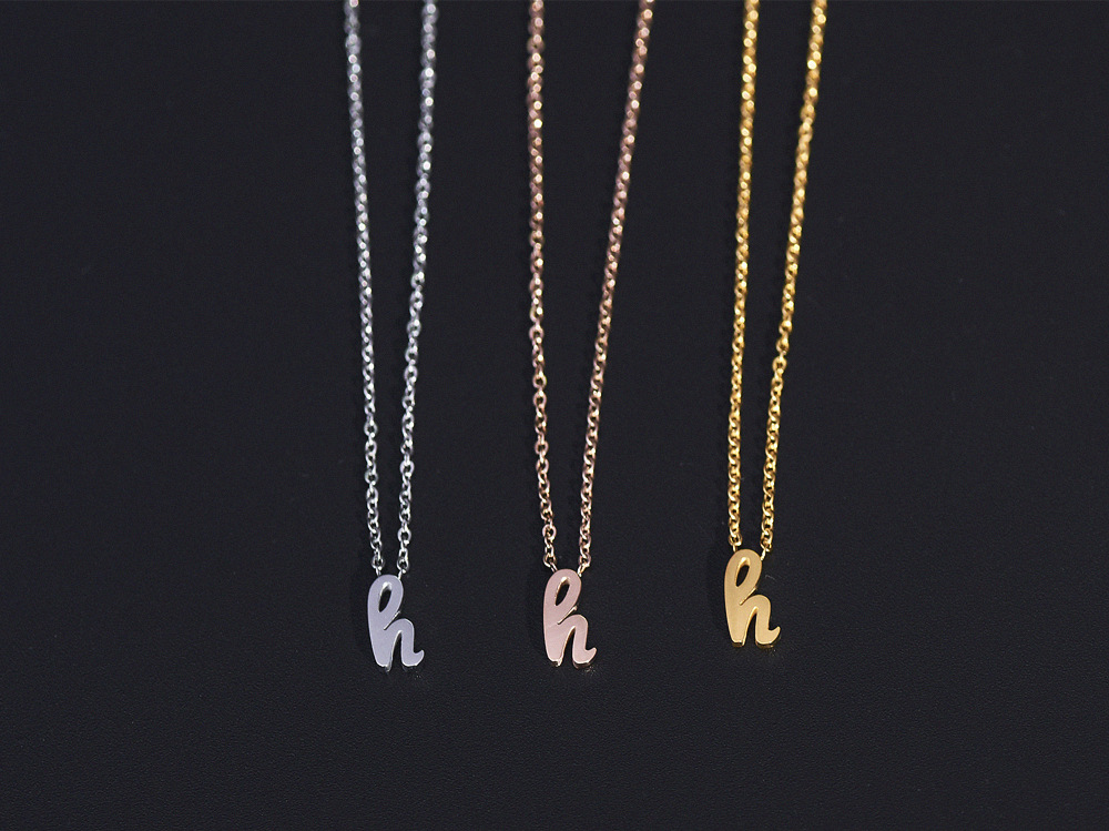 304 Stainless Steel 18K Gold Plated Simple Style Commute Plating Solid Color Necklace display picture 1