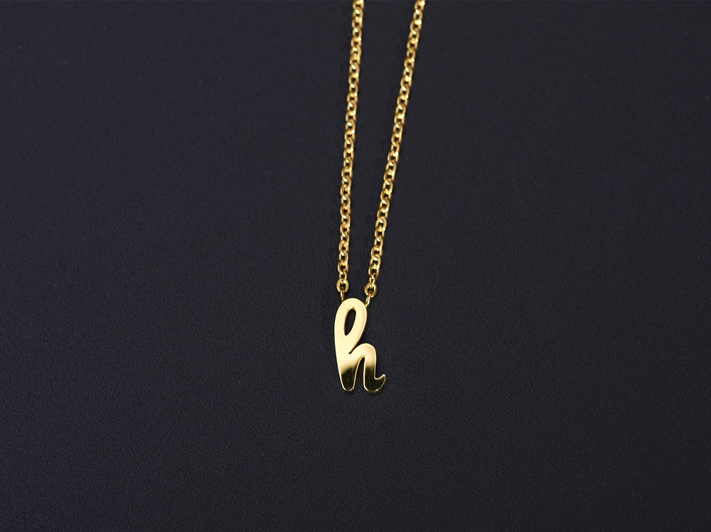 304 Stainless Steel 18K Gold Plated Simple Style Commute Plating Solid Color Necklace display picture 3