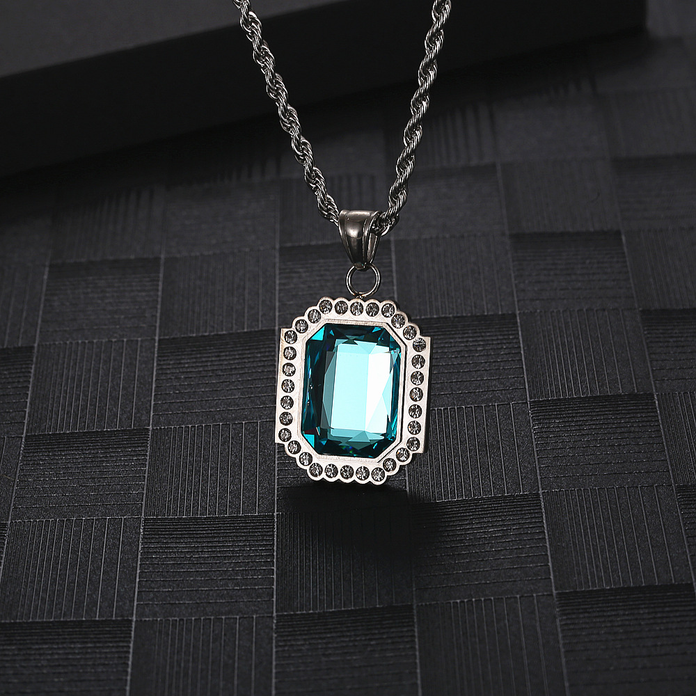 Hip-Hop Square 304 Stainless Steel Inlay Zircon 18K Gold Plated Women's Pendant Necklace display picture 1